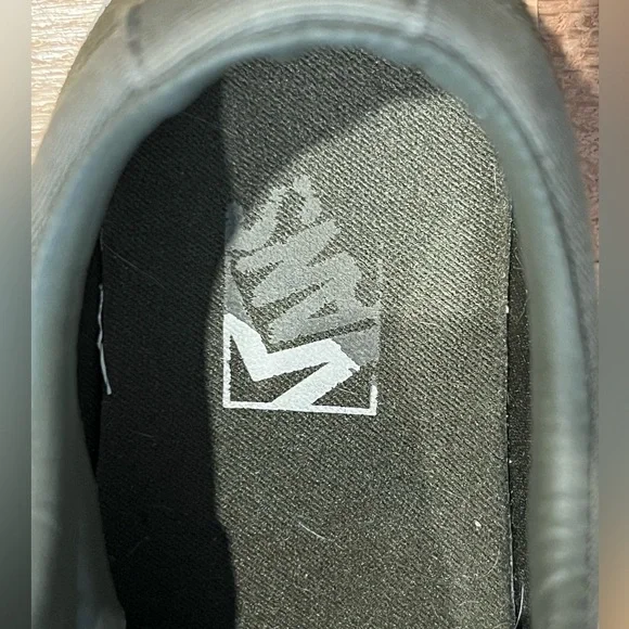 Womens Vans, size 8, color Olive, (Suede/Canvas) - Picture 9 of 12